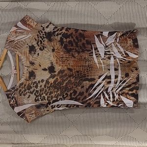 Romeo & Juliet, cheetah print t-shirt with rhinestones, L